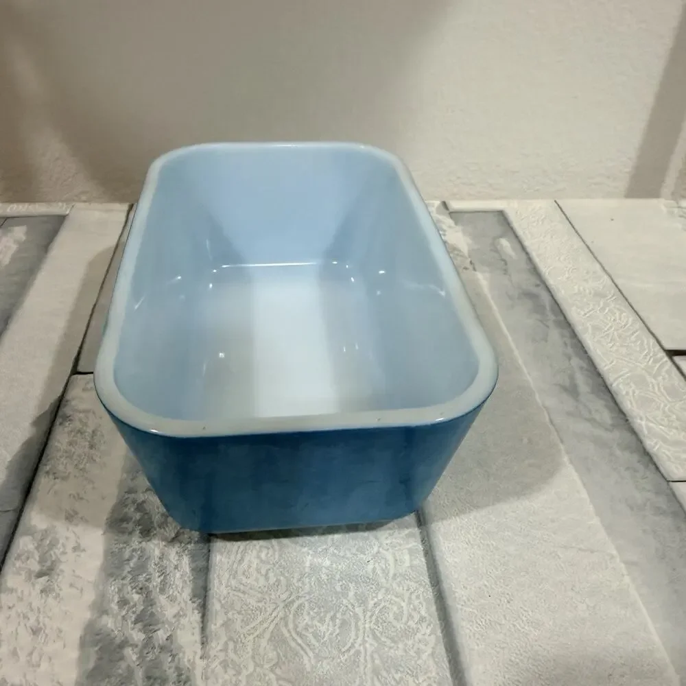 Pyrex blue refrigerator